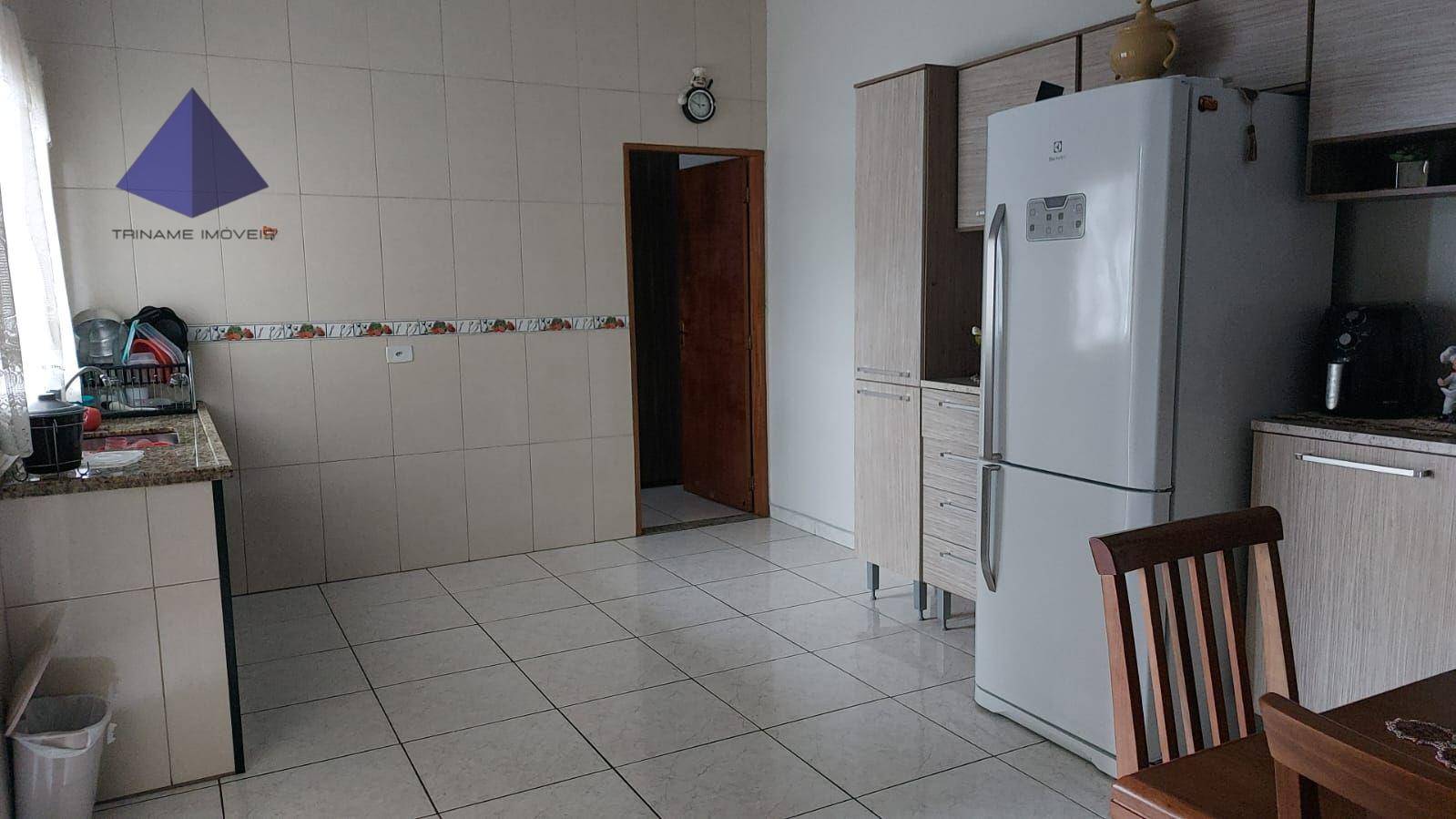 Casa à venda com 2 quartos, 250M2 - Foto 4