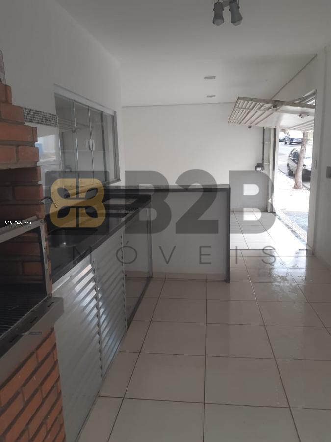 Casa à venda com 3 quartos, 150m² - Foto 13