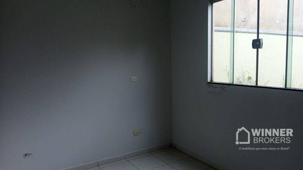 Casa à venda com 2 quartos, 70m² - Foto 5