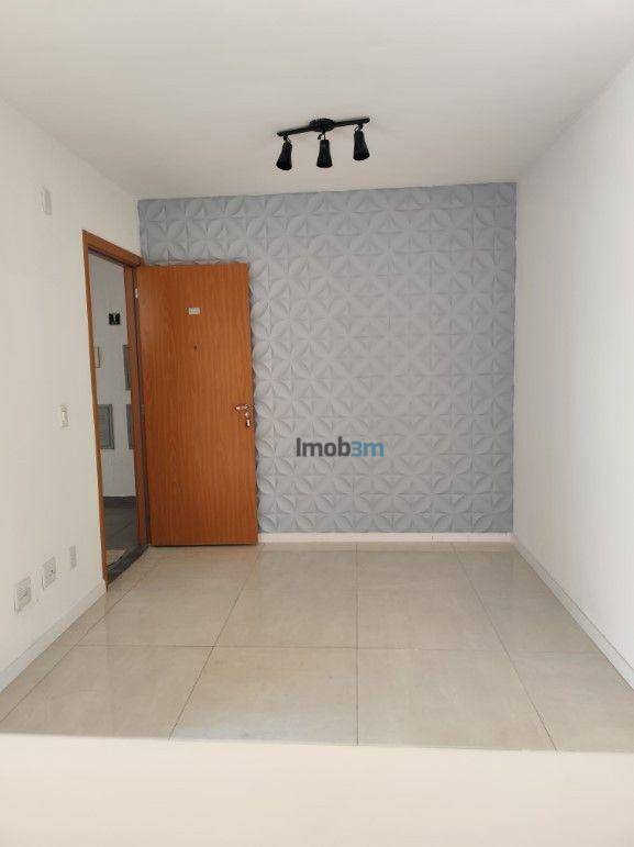 Apartamento à venda com 2 quartos, 41m² - Foto 3
