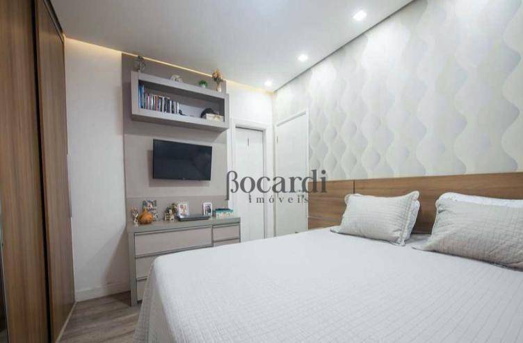 Apartamento à venda com 3 quartos, 147m² - Foto 8