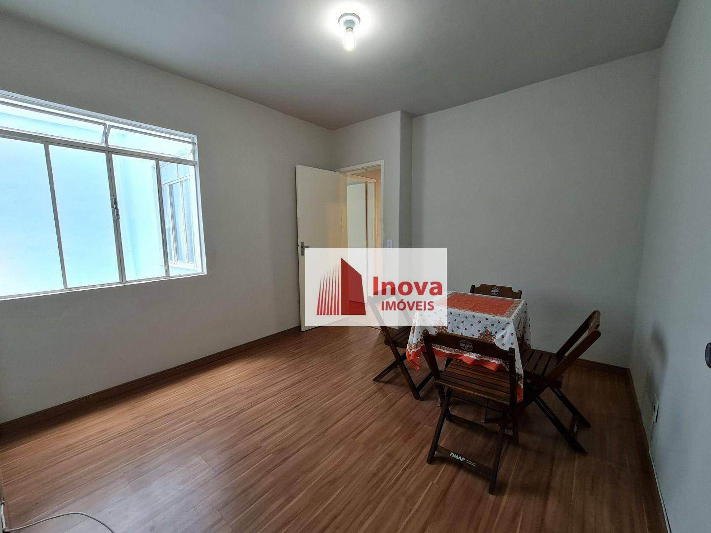 Apartamento à venda com 3 quartos, 90m² - Foto 3