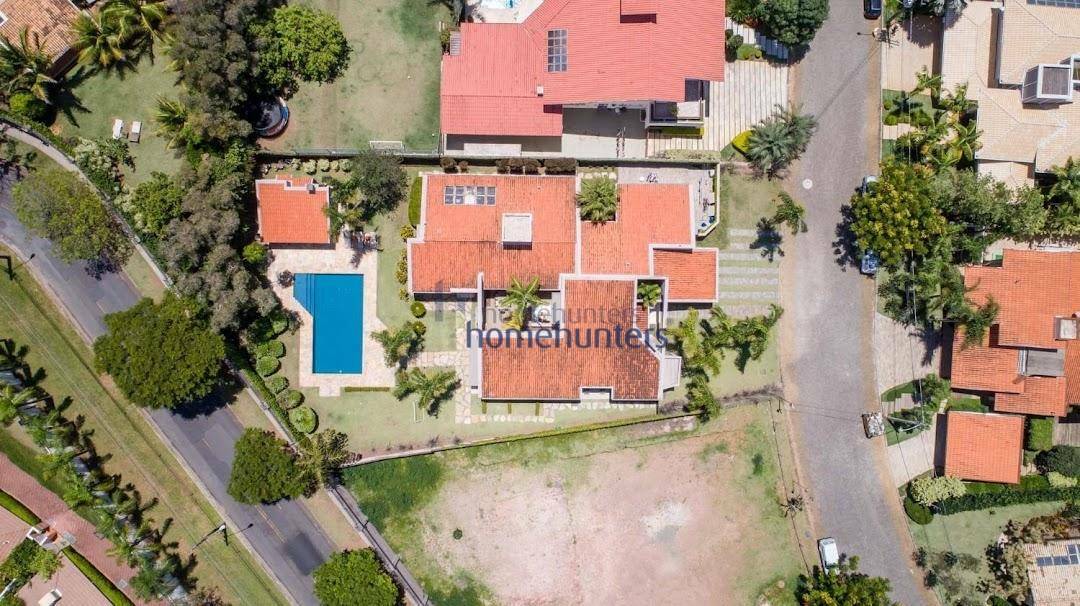 Casa de Condomínio à venda com 5 quartos, 452m² - Foto 3