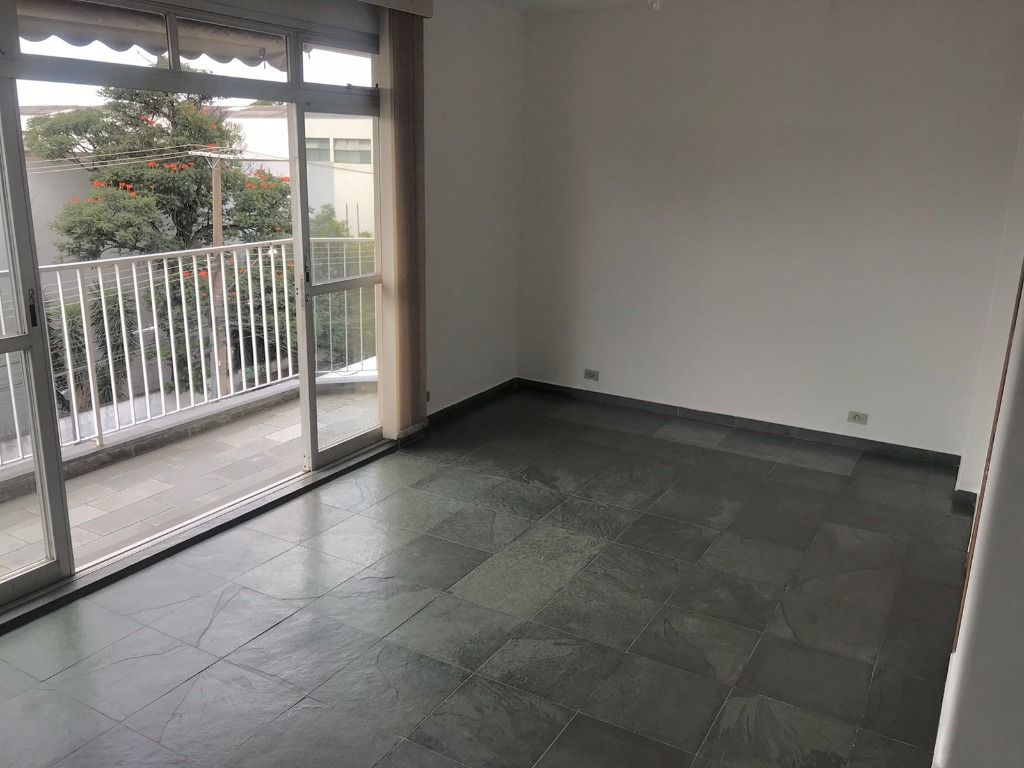 Apartamento à venda com 3 quartos, 125m² - Foto 6