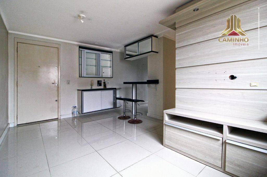 Apartamento à venda com 2 quartos, 47m² - Foto 2