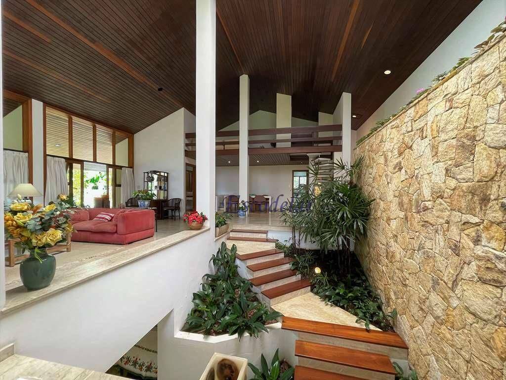 Casa de Condomínio à venda com 3 quartos, 932m² - Foto 3