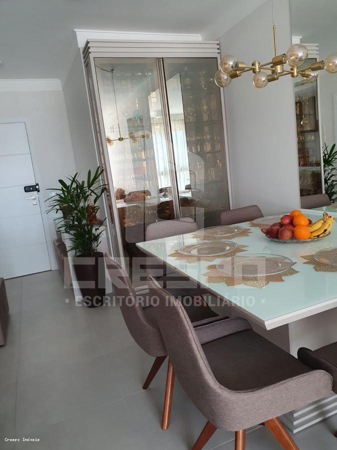 Apartamento à venda com 2 quartos, 77m² - Foto 32