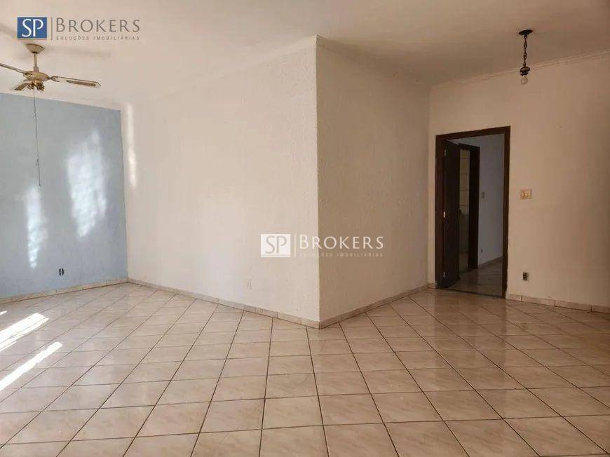 Casa à venda com 3 quartos, 168m² - Foto 2