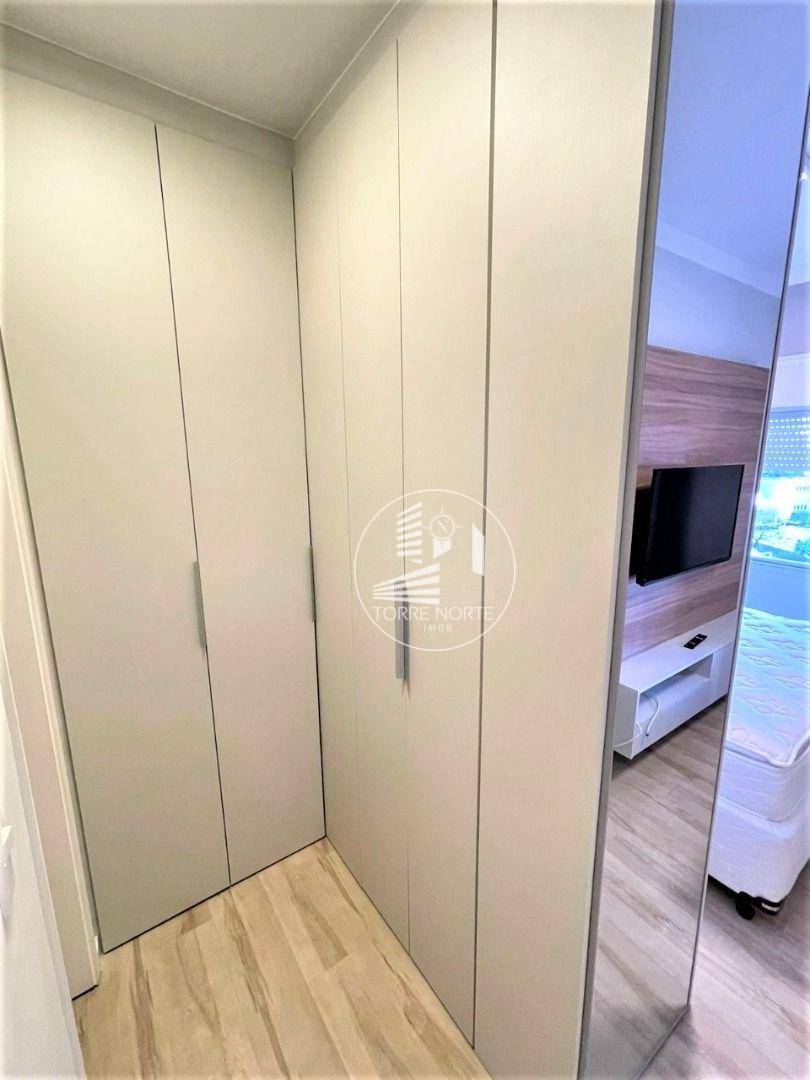 Apartamento para alugar com 3 quartos, 100m² - Foto 11