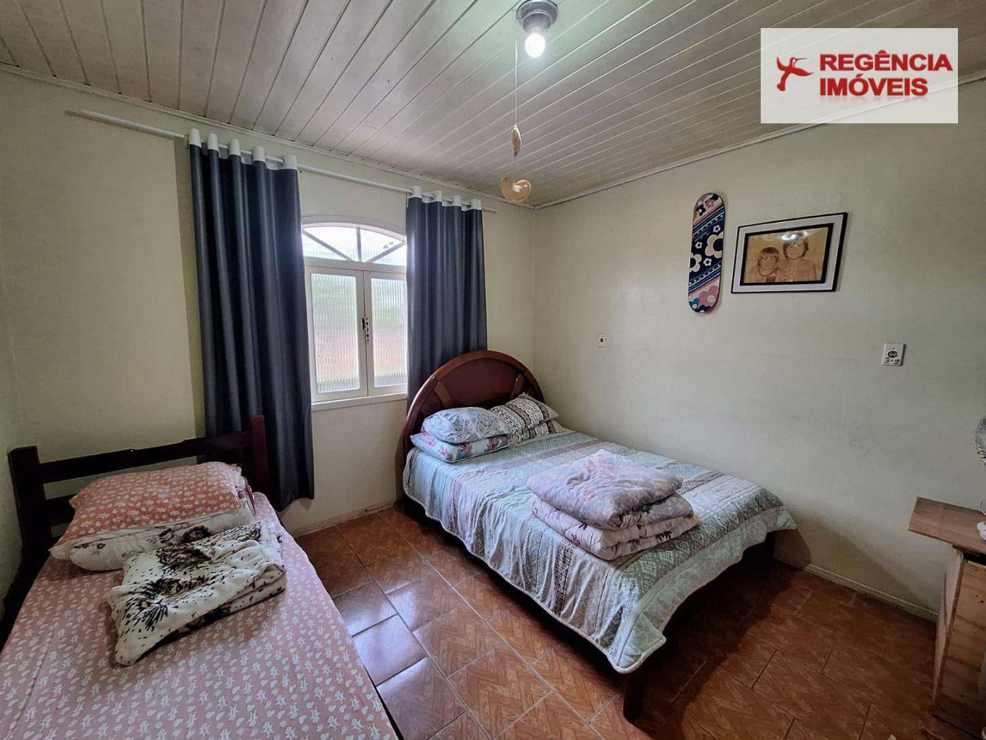 Casa à venda com 4 quartos, 70m² - Foto 17