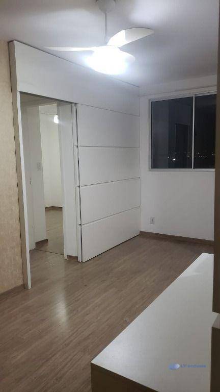 Apartamento para alugar com 2 quartos, 47m² - Foto 5