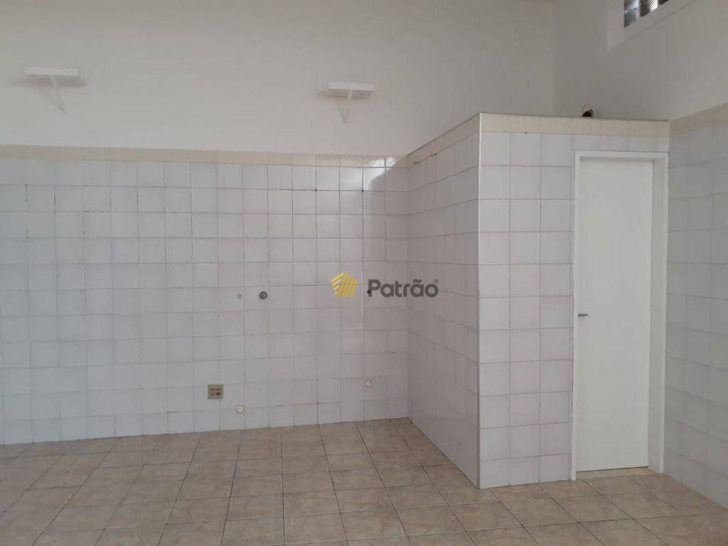 Sobrado à venda com 2 quartos, 246m² - Foto 19