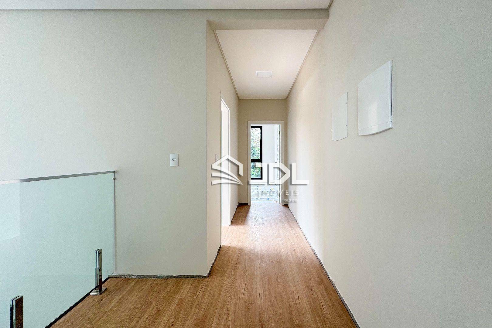 Casa à venda com 3 quartos, 204m² - Foto 12