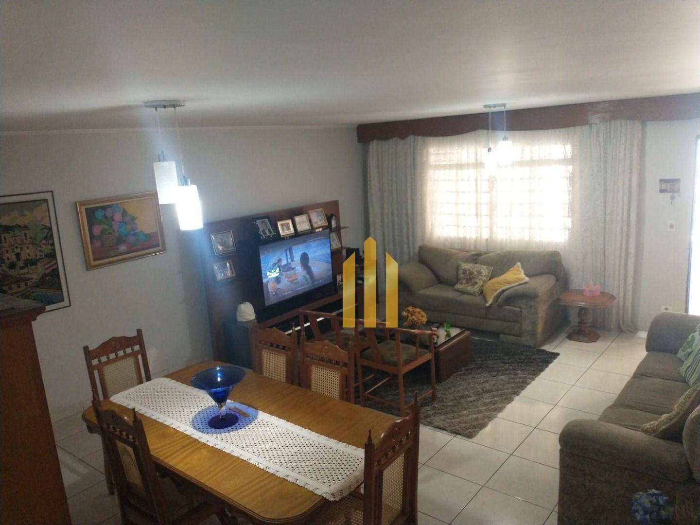 Sobrado à venda com 3 quartos, 100m² - Foto 2