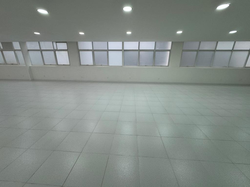 Prédio Inteiro para alugar com 1 quarto, 195m² - Foto 3