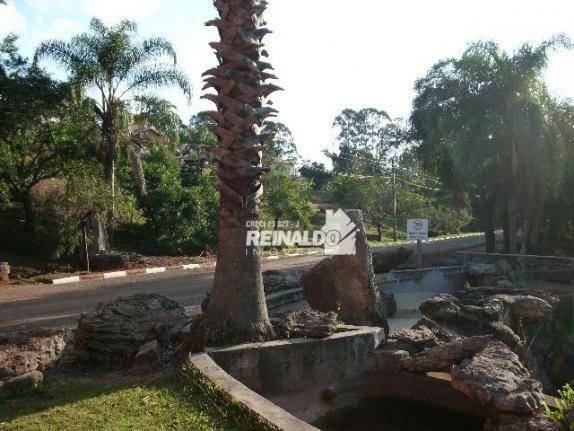Casa de Condomínio para alugar com 4 quartos, 239m² - Foto 51