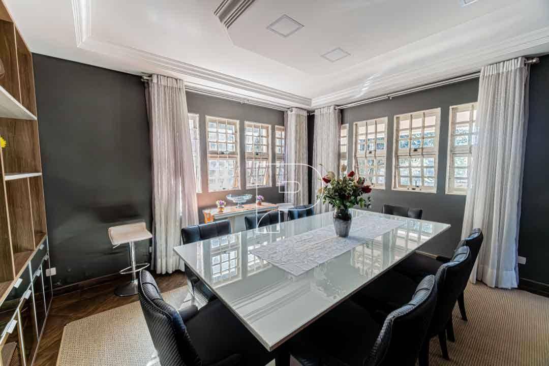 Casa à venda com 6 quartos, 420m² - Foto 6