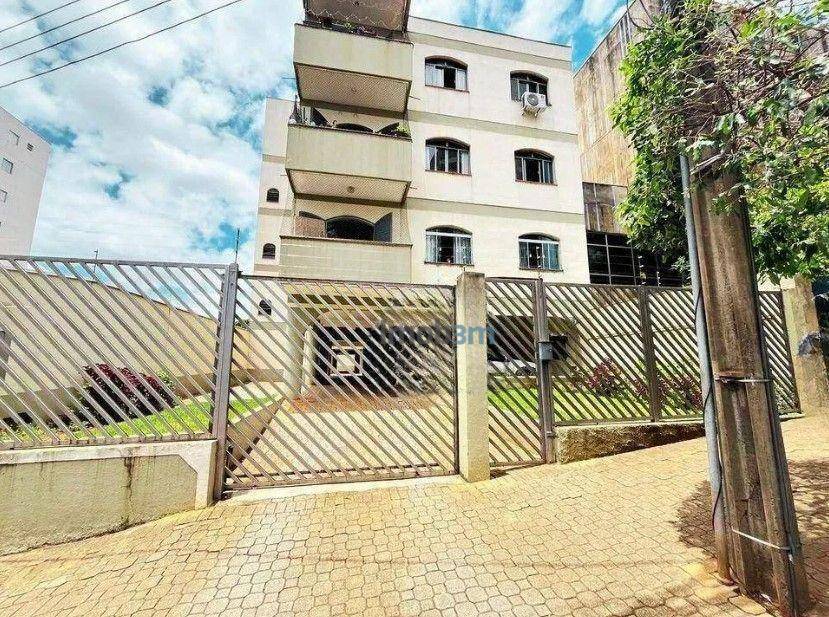 Apartamento à venda com 2 quartos, 80m² - Foto 1