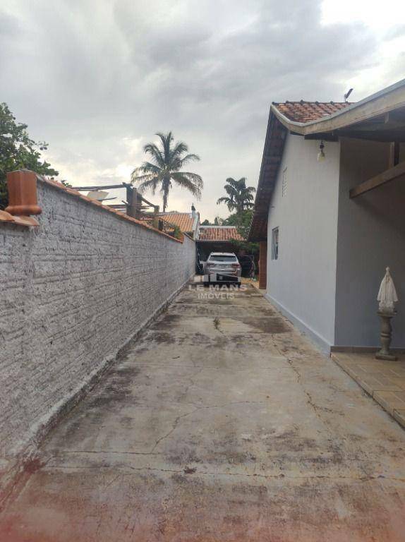 Casa à venda com 2 quartos, 200m² - Foto 22