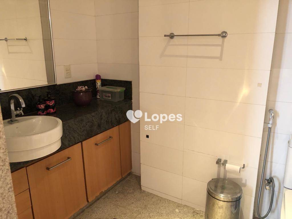 Apartamento à venda com 3 quartos, 152m² - Foto 11