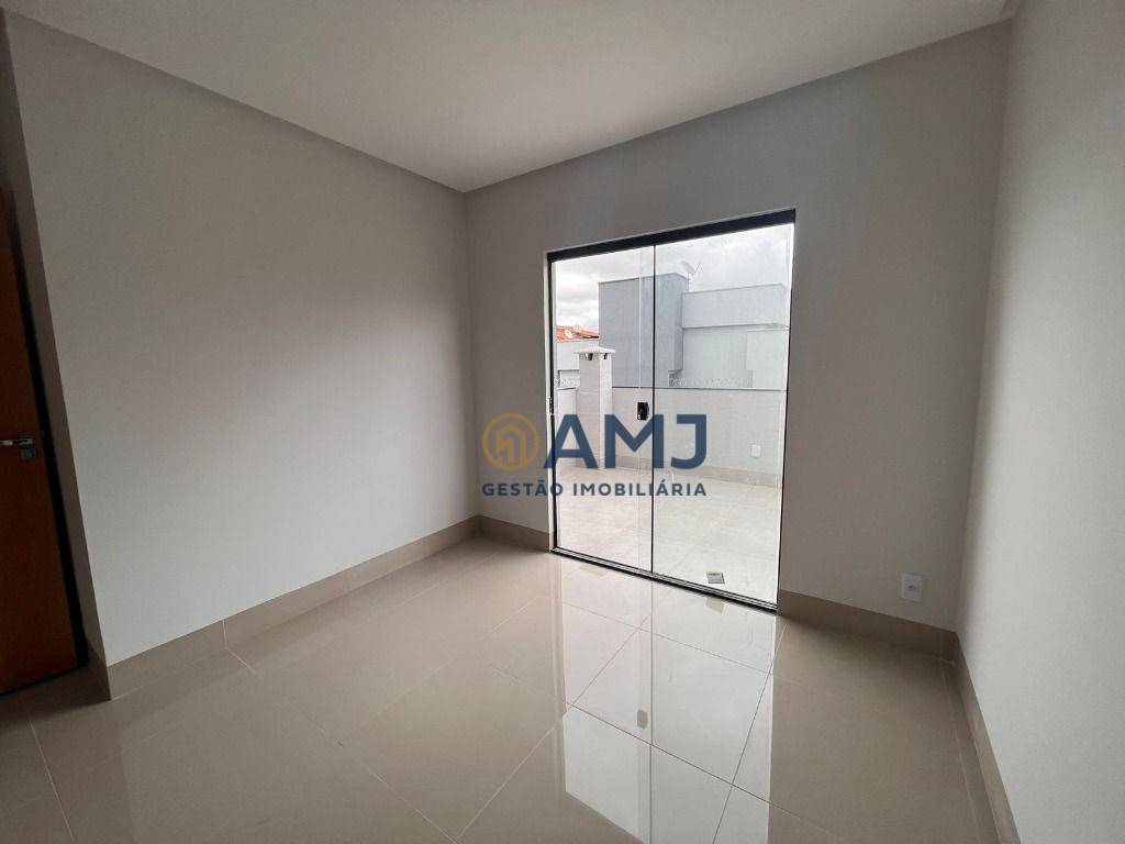 Sobrado à venda com 3 quartos, 176m² - Foto 13