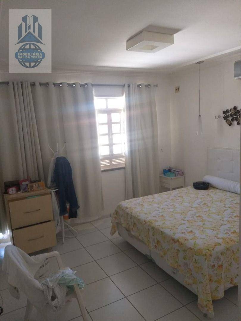 Casa à venda com 6 quartos, 2m² - Foto 9