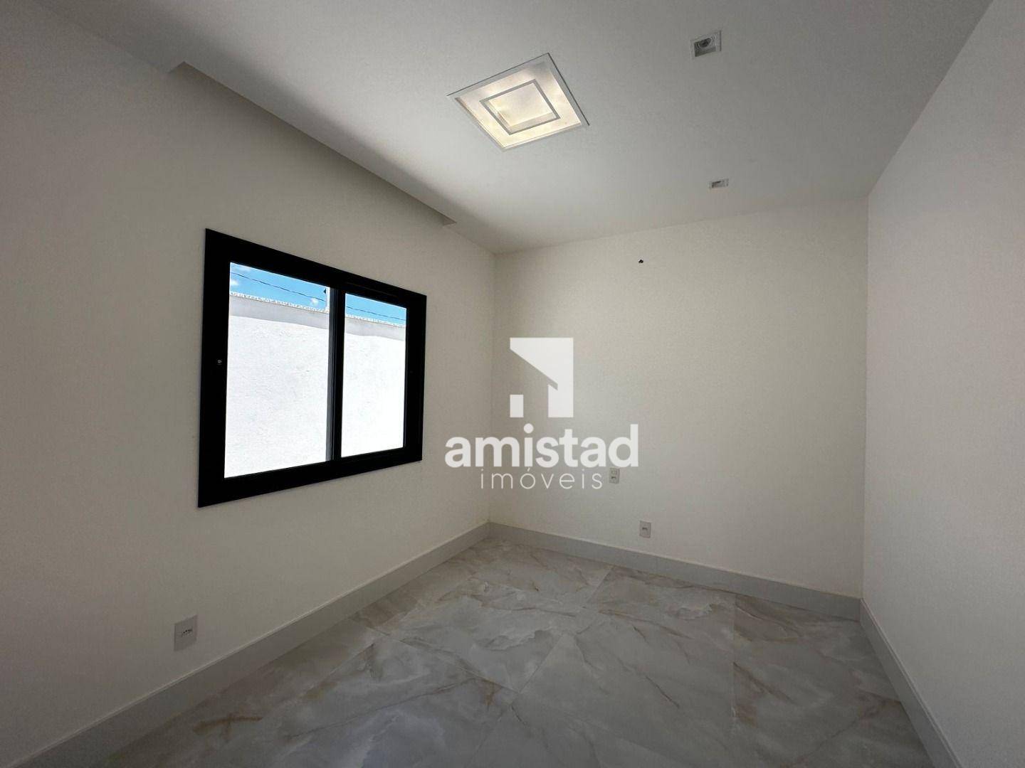 Casa à venda com 3 quartos, 218m² - Foto 17