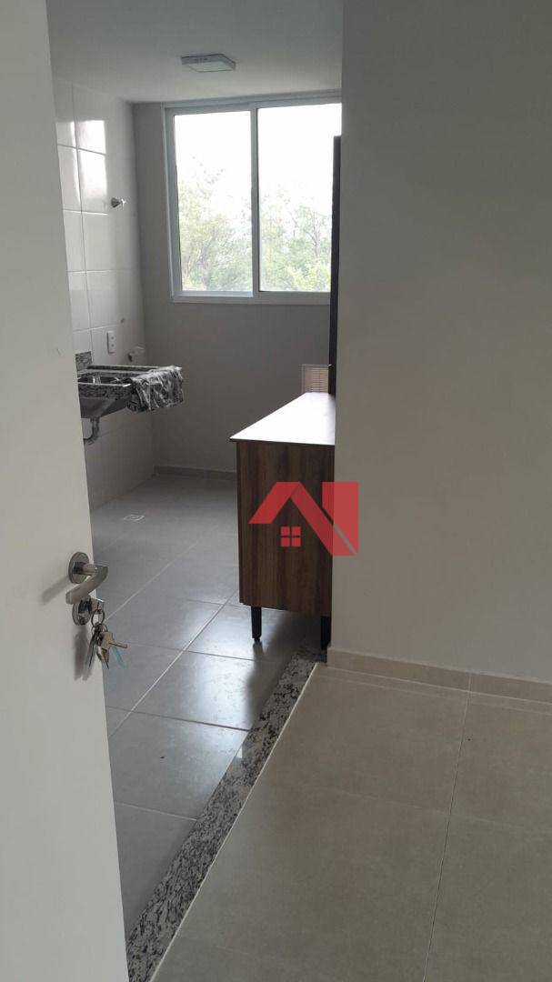 Apartamento para alugar com 2 quartos, 55m² - Foto 14