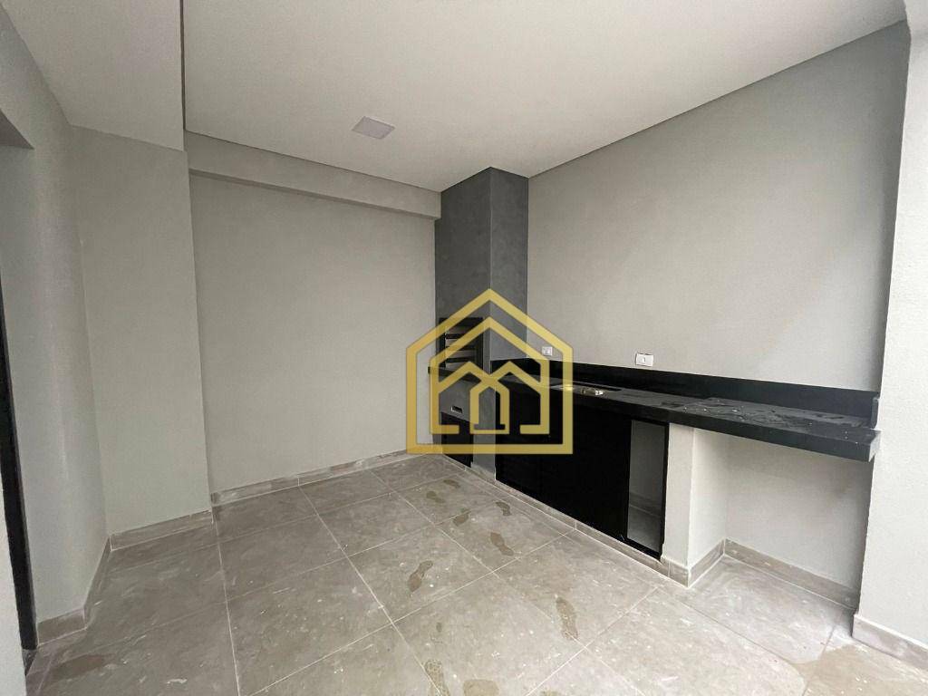 Sobrado à venda com 3 quartos, 170m² - Foto 2