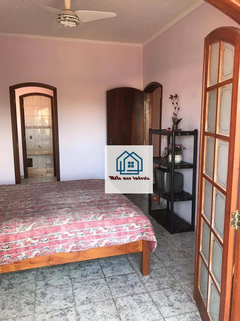 Sobrado à venda com 4 quartos, 180m² - Foto 4