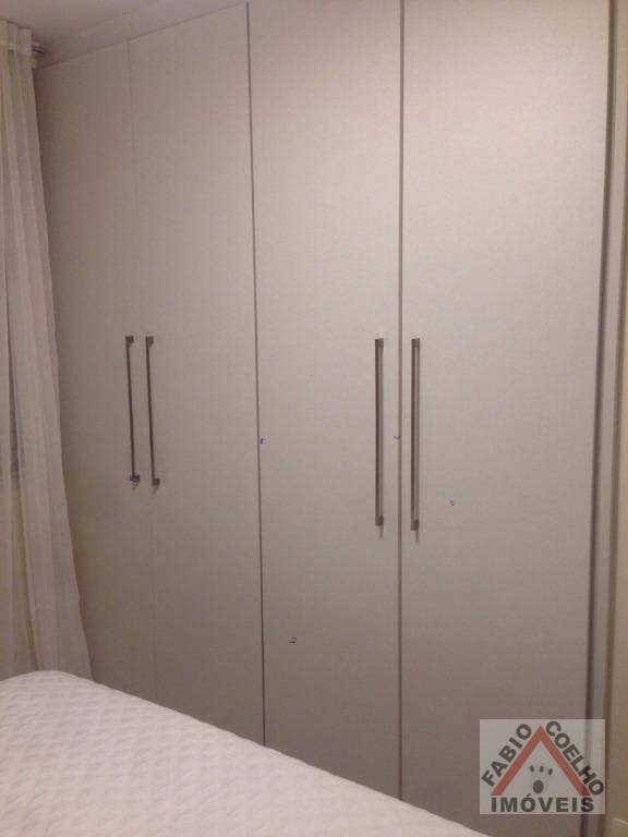 Apartamento à venda com 2 quartos, 68m² - Foto 2