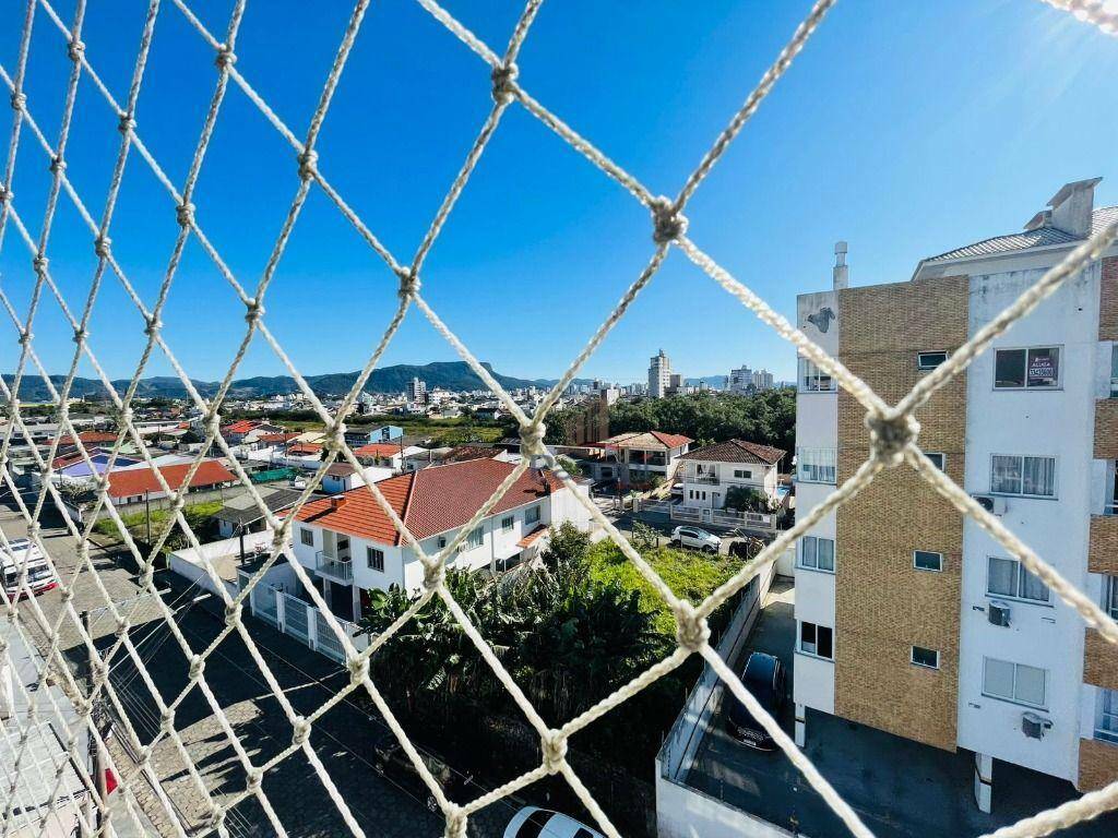 Apartamento para alugar com 2 quartos, 69m² - Foto 15