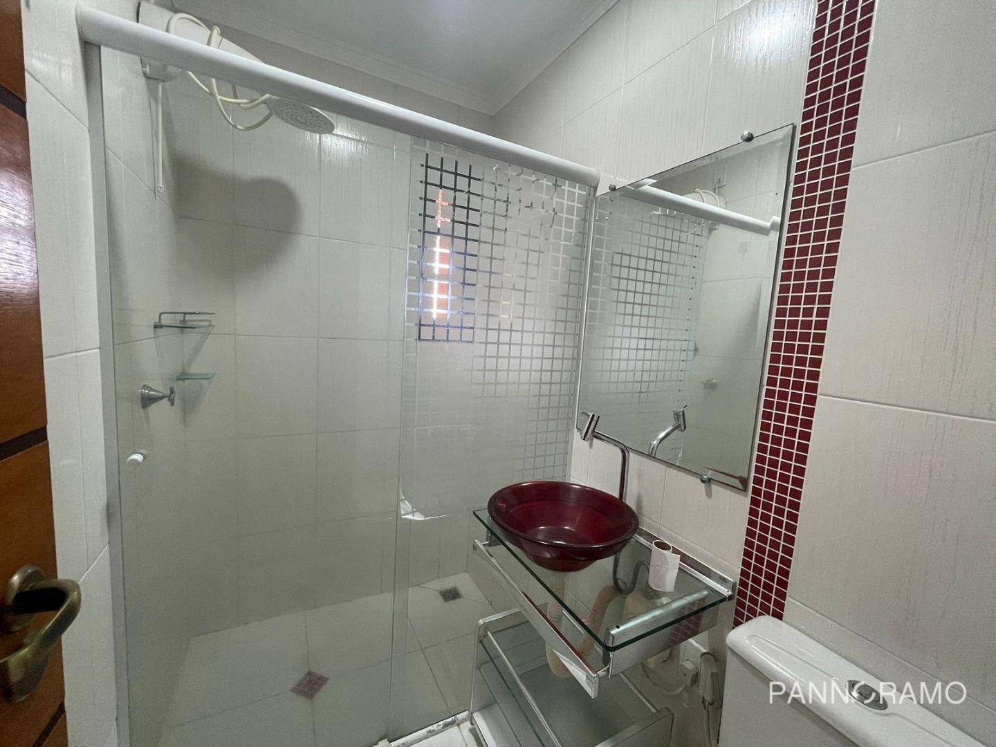 Casa para alugar com 3 quartos, 240m² - Foto 15