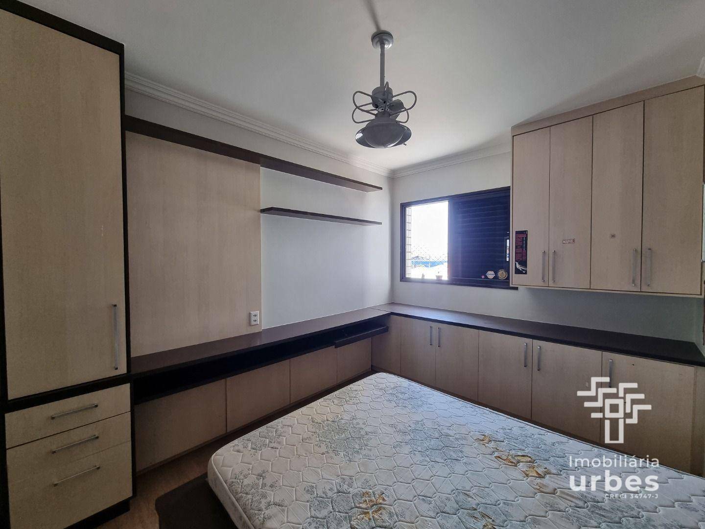 Apartamento à venda com 3 quartos, 162m² - Foto 32