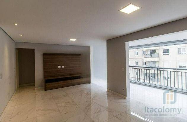 Apartamento para alugar com 3 quartos, 170m² - Foto 3