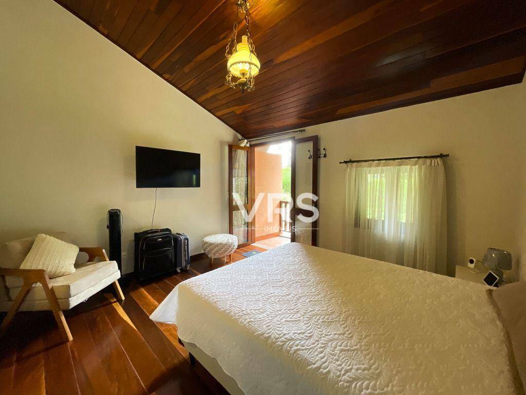 Apartamento para alugar com 2 quartos, 65m² - Foto 17