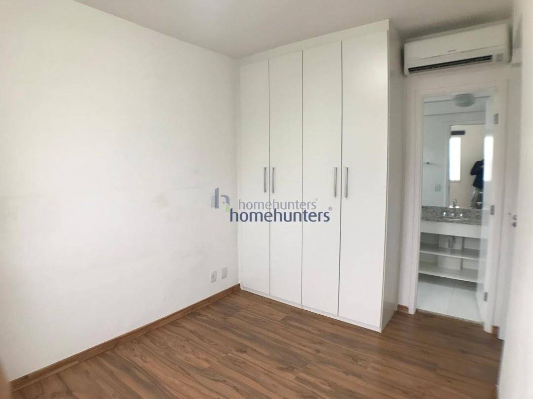 Apartamento à venda com 2 quartos, 65m² - Foto 19