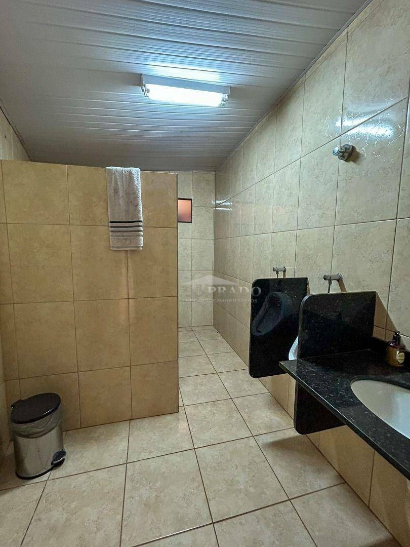 Chácara à venda com 4 quartos, 750m² - Foto 32