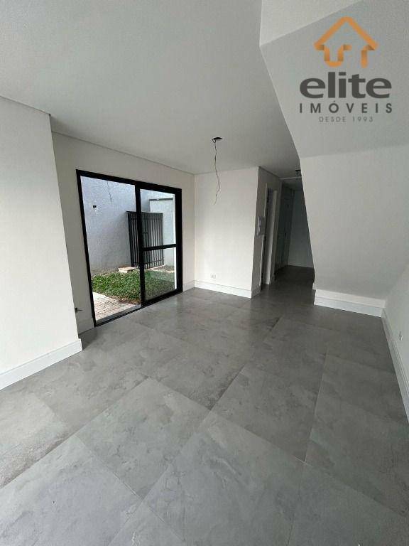 Sobrado à venda com 3 quartos, 119m² - Foto 11