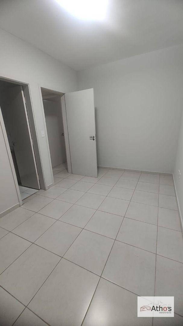 Apartamento à venda e aluguel com 3 quartos, 67m² - Foto 9