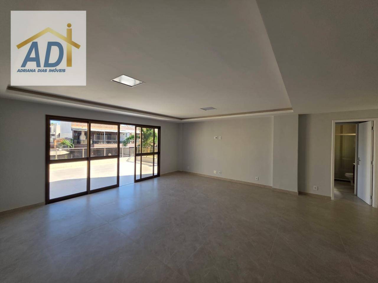 Cobertura para alugar com 3 quartos, 170m² - Foto 2