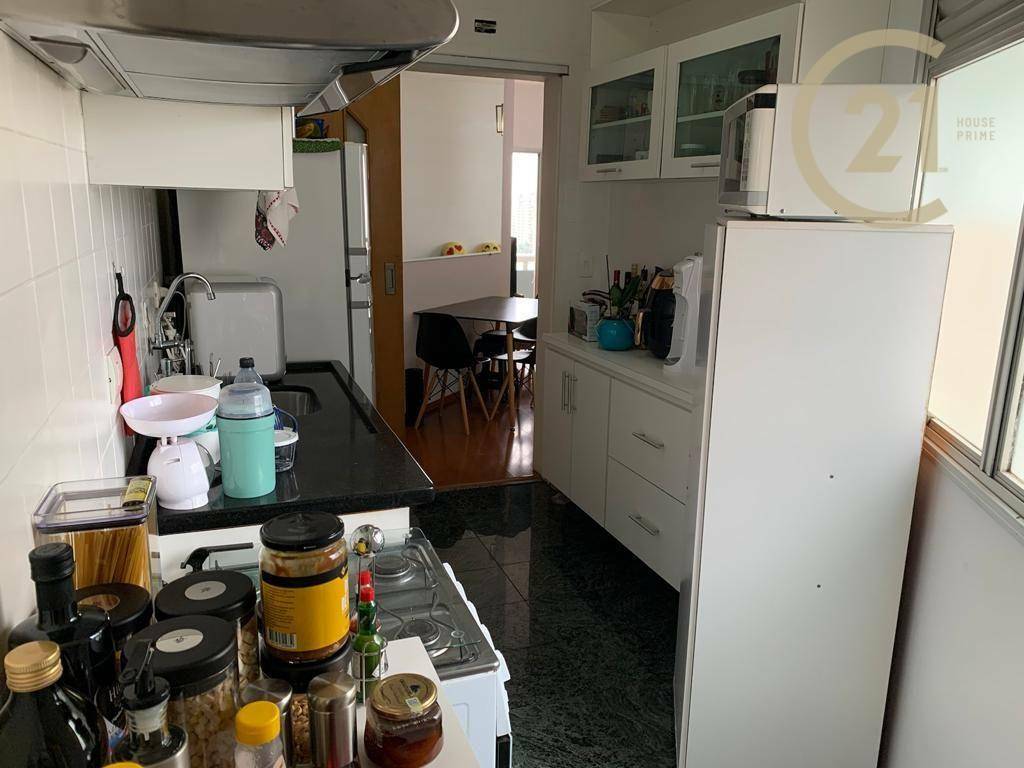 Apartamento à venda com 2 quartos, 65m² - Foto 24