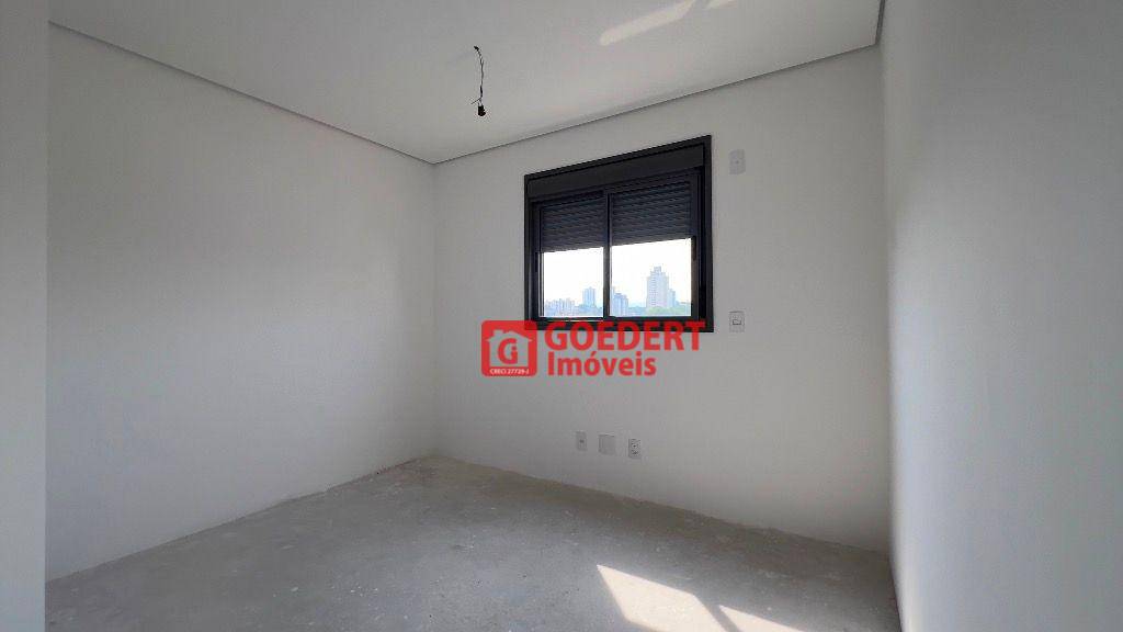 Apartamento à venda com 3 quartos, 150m² - Foto 10