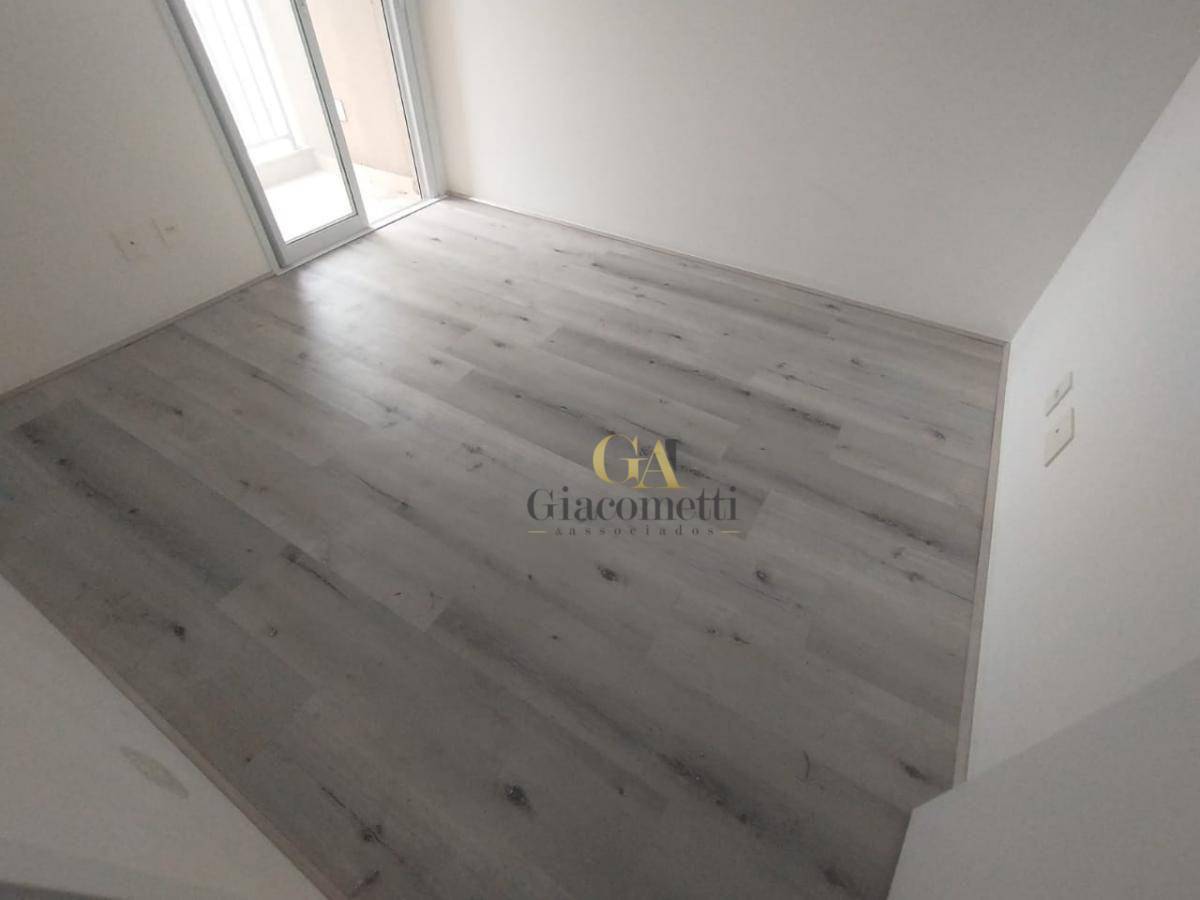 Apartamento à venda com 3 quartos, 105m² - Foto 3