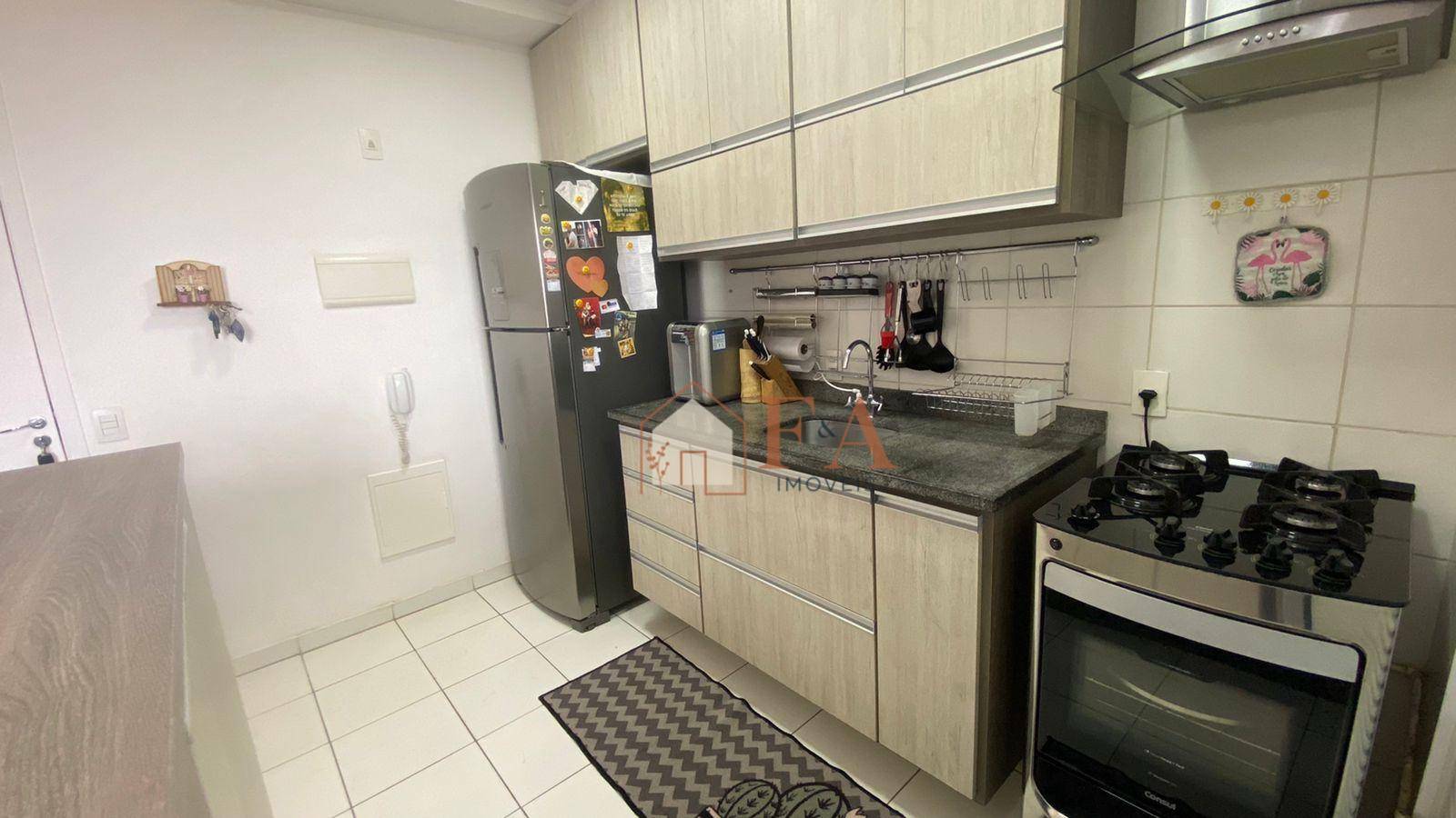 Apartamento à venda com 2 quartos, 61m² - Foto 7