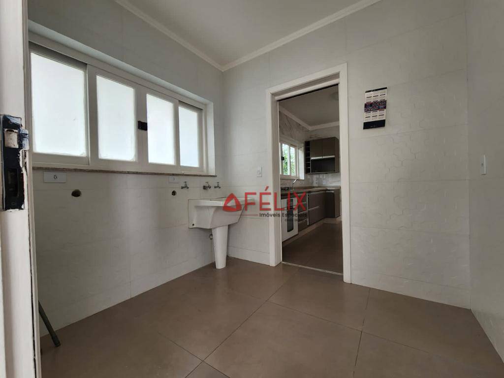 Sobrado à venda com 3 quartos, 240m² - Foto 10