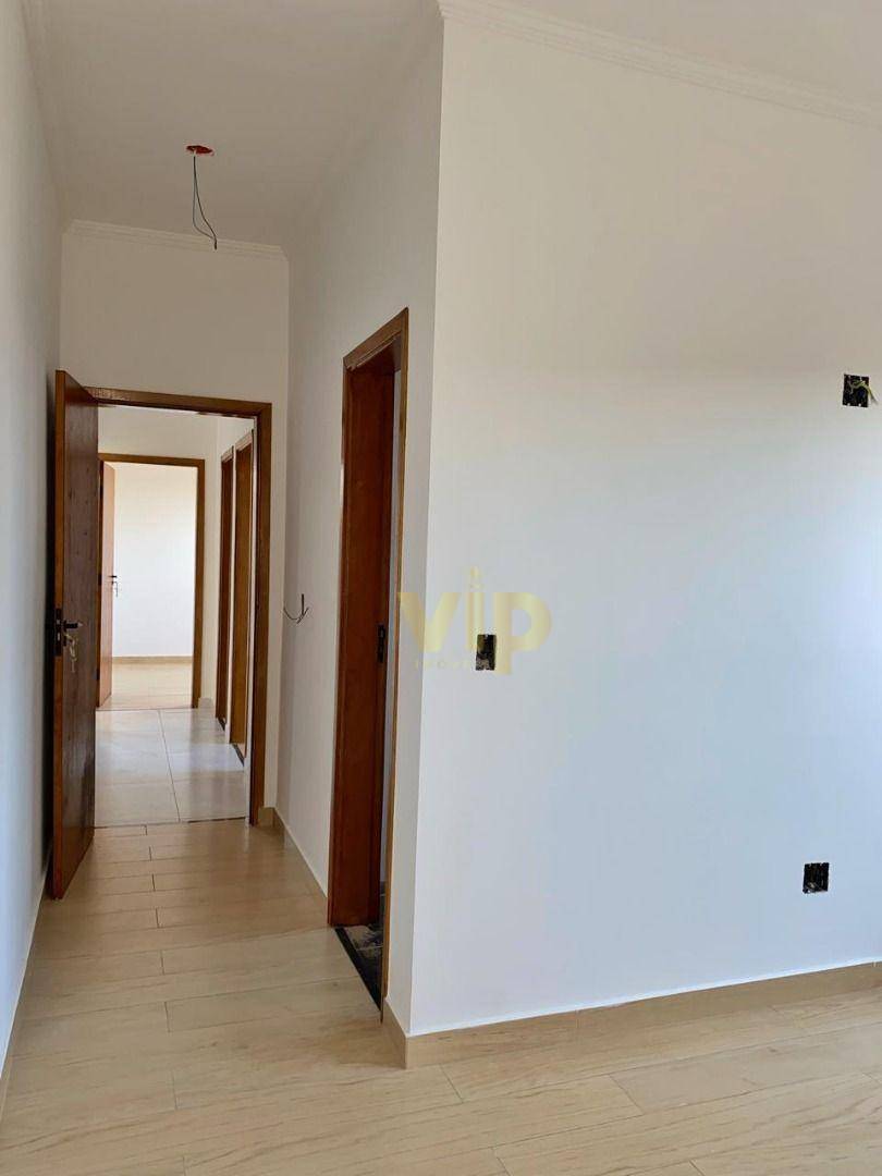 Casa à venda com 3 quartos, 200M2 - Foto 3