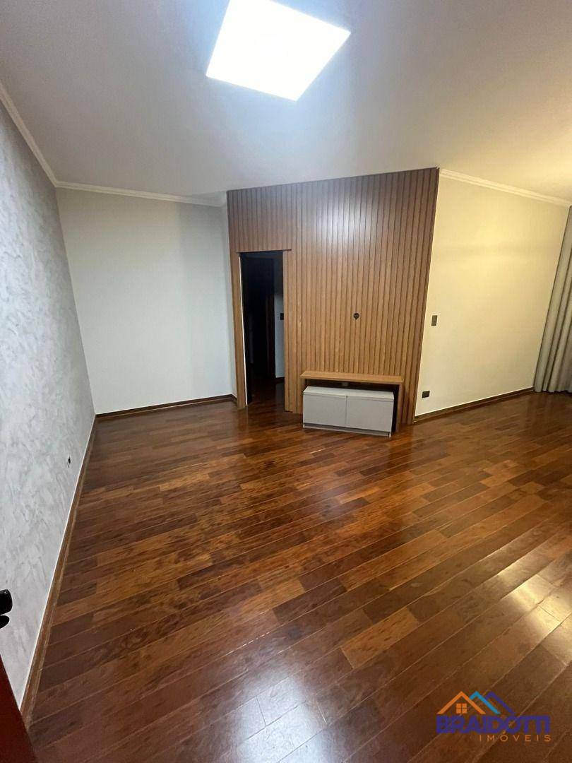 Apartamento à venda com 2 quartos, 85m² - Foto 3