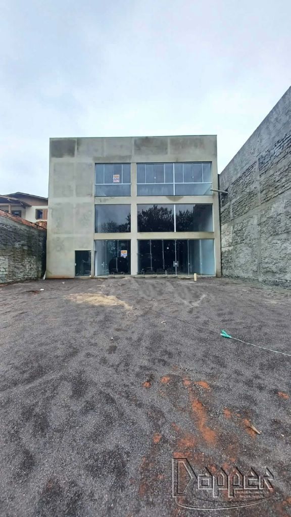 Prédio Inteiro para alugar, 600m² - Foto 1