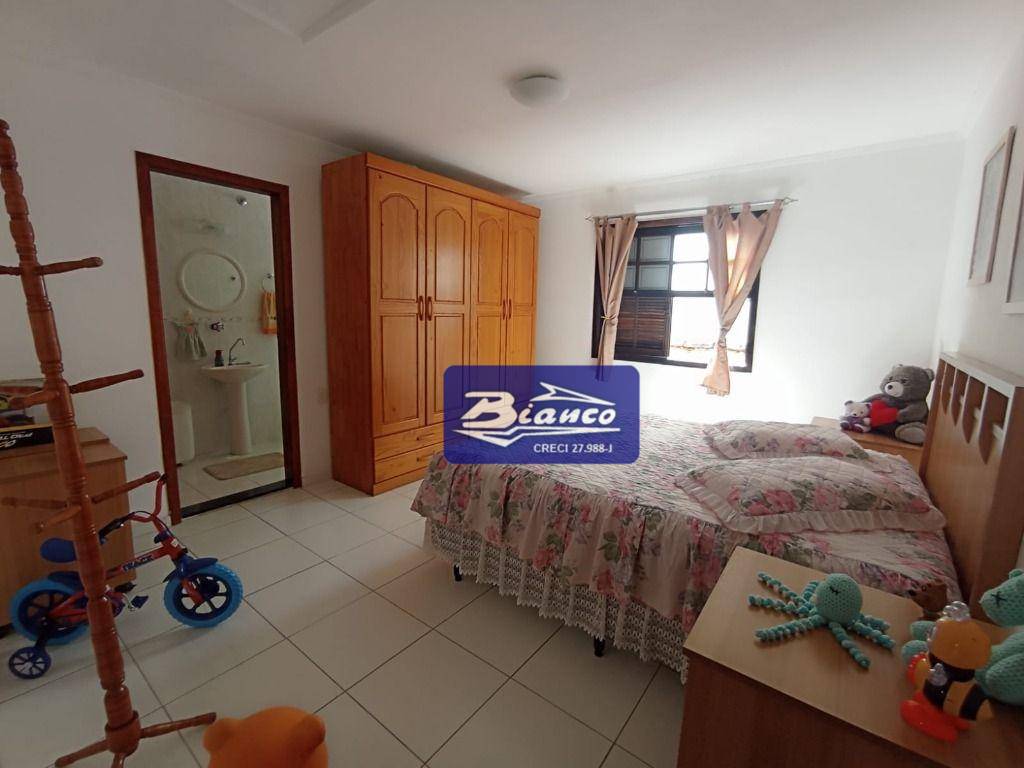 Sobrado à venda com 4 quartos, 207m² - Foto 23